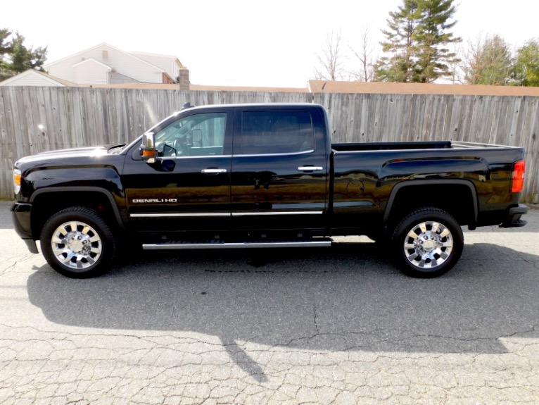 Used 2017 GMC Sierra 2500hd 4WD Crew Cab Denali Used 2017 GMC Sierra 2500hd 4WD Crew Cab Denali for sale  at Metro West Motorcars LLC in Shrewsbury MA 2