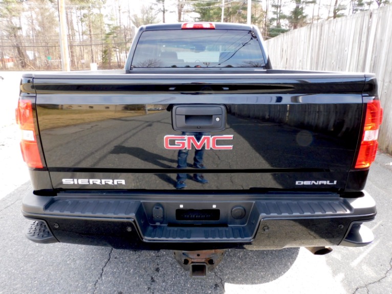 Used 2017 GMC Sierra 2500hd 4WD Crew Cab Denali Used 2017 GMC Sierra 2500hd 4WD Crew Cab Denali for sale at Metro West Motorcars LLC in Shrewsbury MA 4