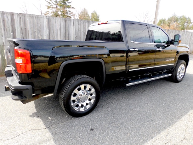 Used 2017 GMC Sierra 2500hd 4WD Crew Cab Denali Used 2017 GMC Sierra 2500hd 4WD Crew Cab Denali for sale at Metro West Motorcars LLC in Shrewsbury MA 5