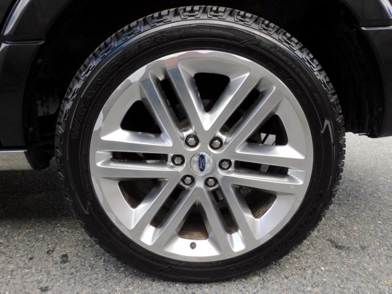 Used 2015 Ford Expedition Platinum Used 2015 Ford Expedition Platinum for sale at Metro West Motorcars LLC in Shrewsbury MA 27