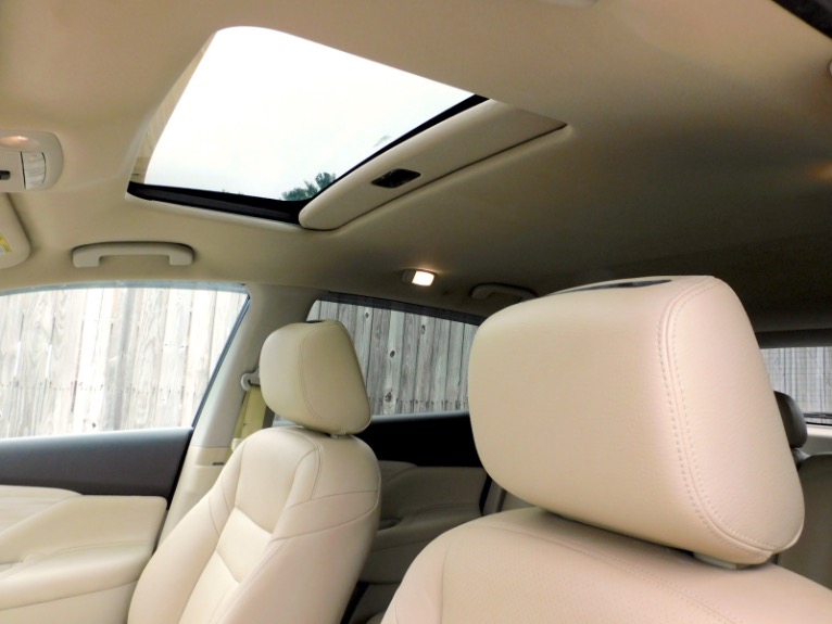 Used 2017 Nissan Murano 2017.5 AWD SL Used 2017 Nissan Murano 2017.5 AWD SL for sale at Metro West Motorcars LLC in Shrewsbury MA 23