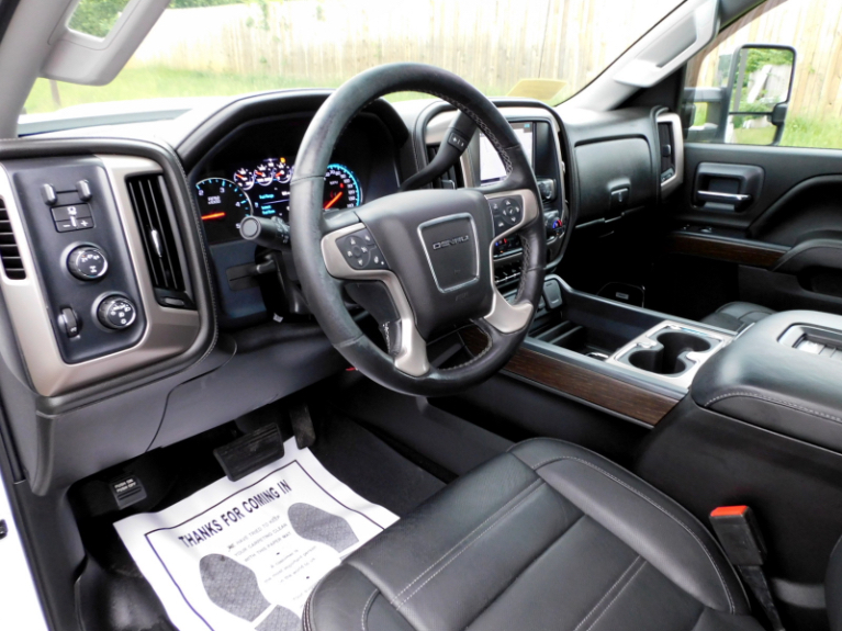 Used 2018 GMC Sierra 2500hd 4WD Crew Cab 153.7