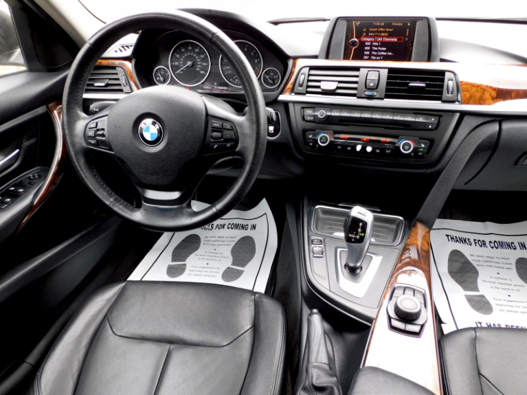 Used 2013 BMW 3 Series 328i xDrive AWD SULEV Used 2013 BMW 3 Series 328i xDrive AWD SULEV for sale at Metro West Motorcars LLC in Shrewsbury MA 10