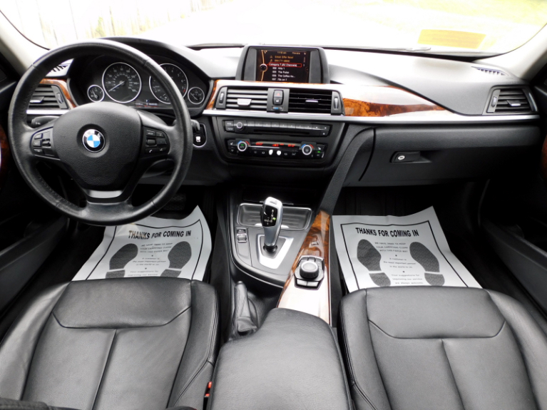 Used 2013 BMW 3 Series 328i xDrive AWD SULEV Used 2013 BMW 3 Series 328i xDrive AWD SULEV for sale at Metro West Motorcars LLC in Shrewsbury MA 9