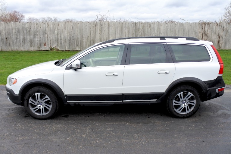 Used 2015 Volvo Xc70 3.2 Platinum AWD Used 2015 Volvo Xc70 3.2 Platinum AWD for sale at Metro West Motorcars LLC in Shrewsbury MA 2