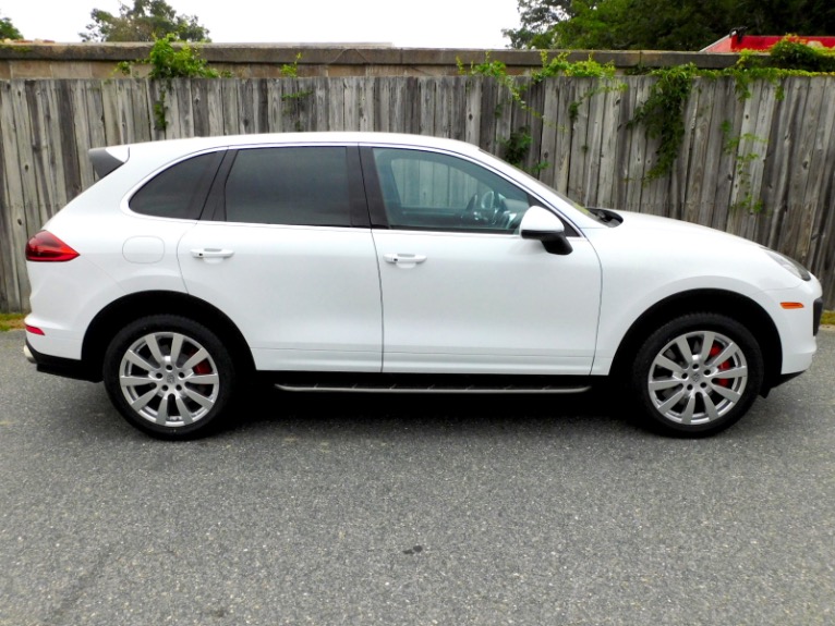 Used 2016 Porsche Cayenne Turbo AWD Used 2016 Porsche Cayenne Turbo AWD for sale  at Metro West Motorcars LLC in Shrewsbury MA 6