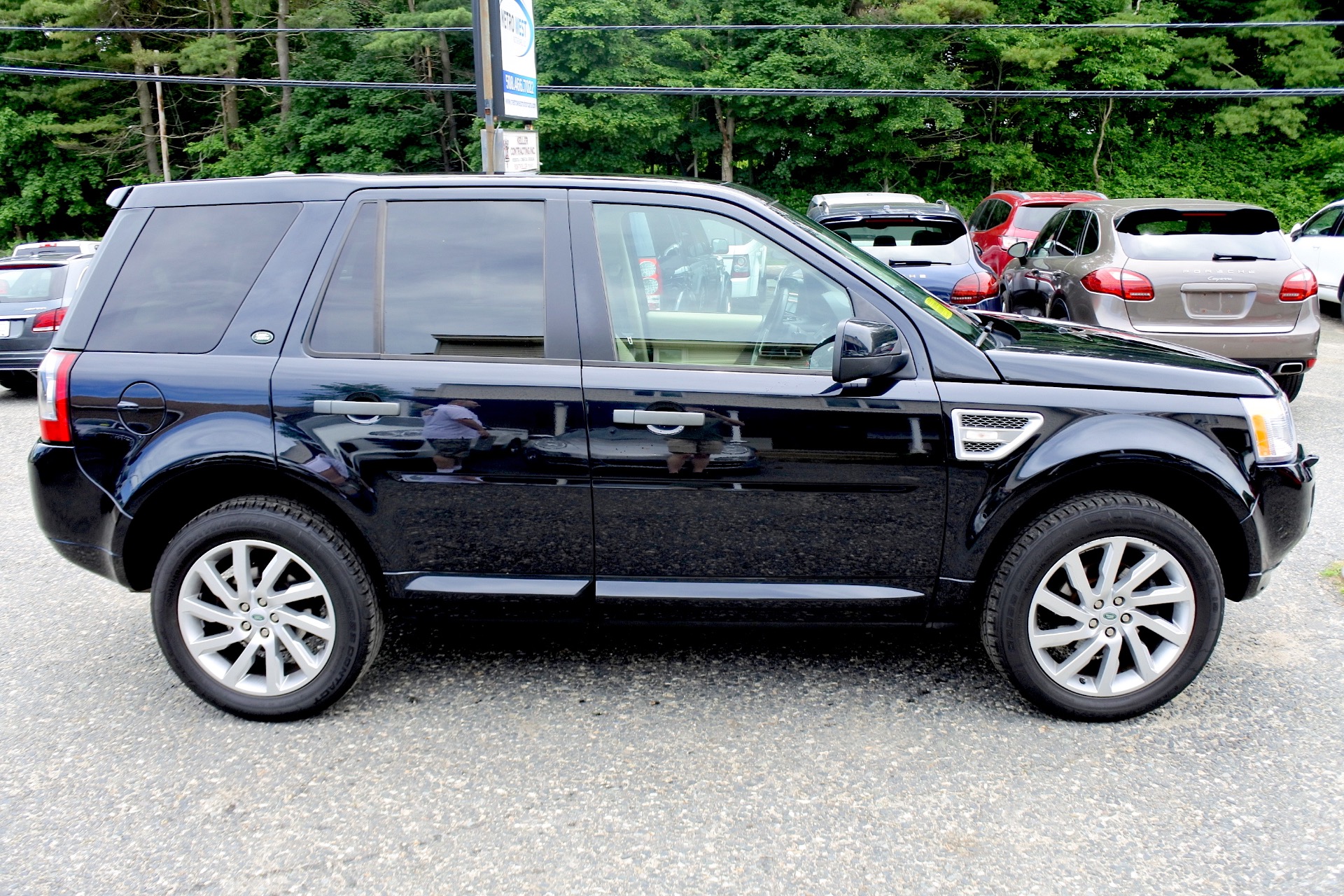 Used 2012 Land Rover Lr2 HSE AWD For Sale (10,800) Metro West