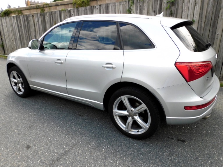 Used 2010 Audi Q5 3.2 Prestige Quattro Used 2010 Audi Q5 3.2 Prestige Quattro for sale  at Metro West Motorcars LLC in Shrewsbury MA 3