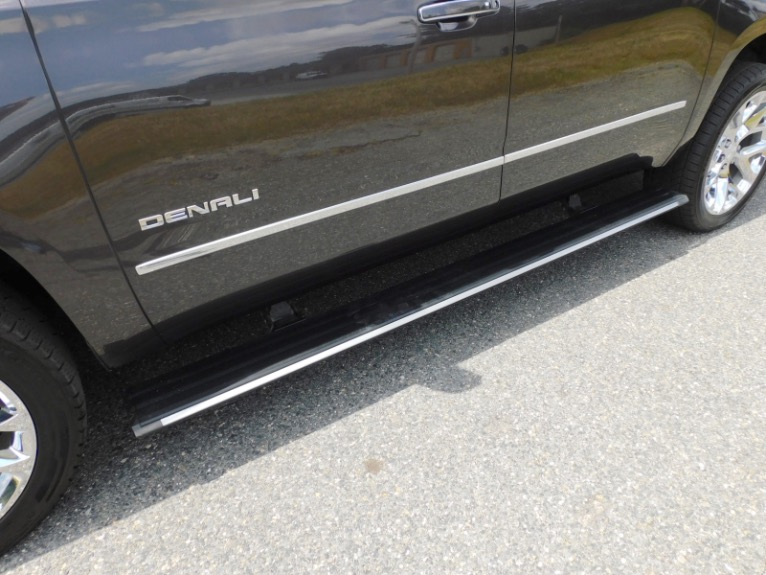 Used 2017 GMC Yukon Xl Denali AWD Used 2017 GMC Yukon Xl Denali AWD for sale at Metro West Motorcars LLC in Shrewsbury MA 28