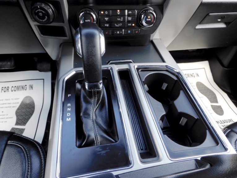 Used 2019 Ford F-150 LARIAT 4WD SuperCrew 5.5'' Box Used 2019 Ford F-150 LARIAT 4WD SuperCrew 5.5'' Box for sale at Metro West Motorcars LLC in Shrewsbury MA 12
