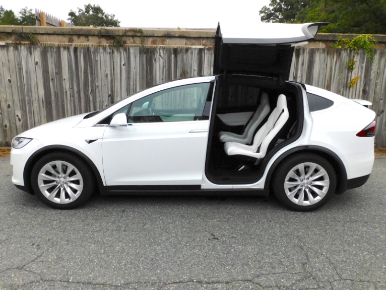 Used 2021 Tesla Model x Long Range Plus AWD Used 2021 Tesla Model x Long Range Plus AWD for sale  at Metro West Motorcars LLC in Shrewsbury MA 3