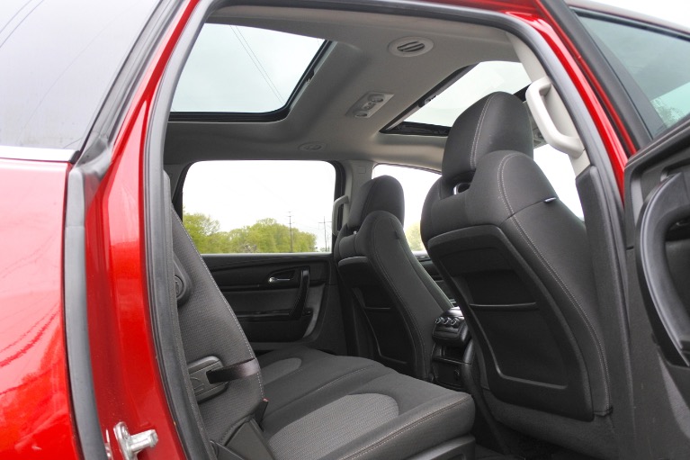 Used 2013 Chevrolet Traverse AWD 4dr LT w/1LT Used 2013 Chevrolet Traverse AWD 4dr LT w/1LT for sale at Metro West Motorcars LLC in Shrewsbury MA 20