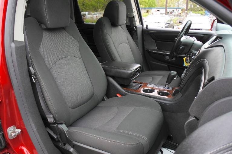 Used 2013 Chevrolet Traverse AWD 4dr LT w/1LT Used 2013 Chevrolet Traverse AWD 4dr LT w/1LT for sale at Metro West Motorcars LLC in Shrewsbury MA 21