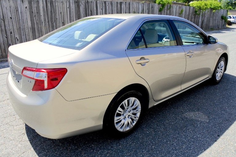 Used 2014 Toyota Camry LE Used 2014 Toyota Camry LE for sale at Metro West Motorcars LLC in Shrewsbury MA 5