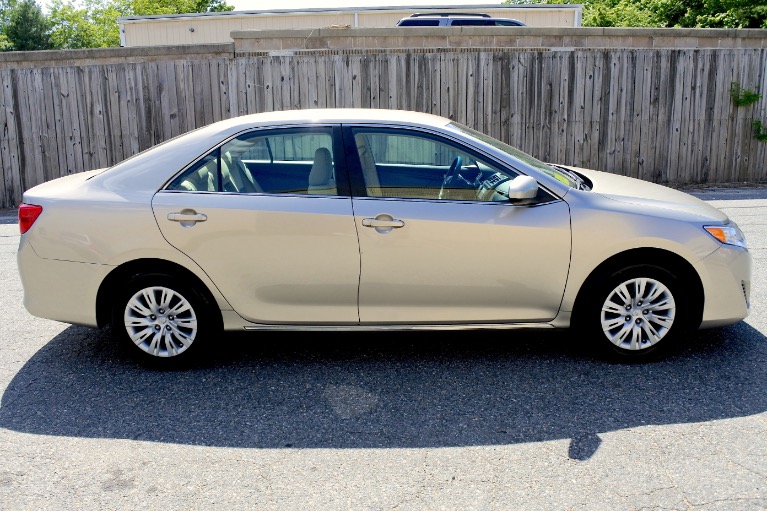 Used 2014 Toyota Camry LE Used 2014 Toyota Camry LE for sale at Metro West Motorcars LLC in Shrewsbury MA 6