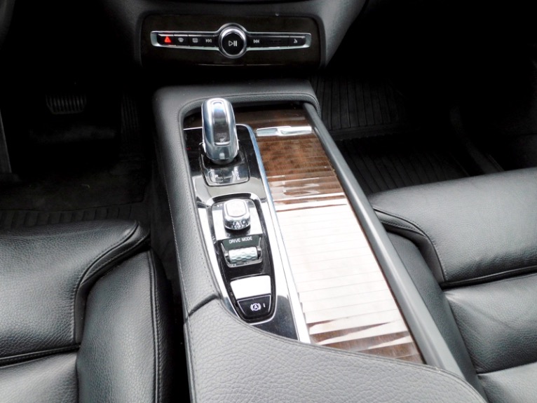 Used 2016 Volvo Xc90 Hybrid T8 Momentum AWD Used 2016 Volvo Xc90 Hybrid T8 Momentum AWD for sale at Metro West Motorcars LLC in Shrewsbury MA 12