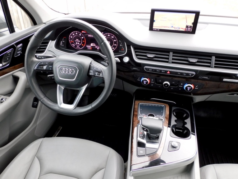 Used 2017 Audi Q7 3.0 TFSI Premium Plus Quattro Used 2017 Audi Q7 3.0 TFSI Premium Plus Quattro for sale at Metro West Motorcars LLC in Shrewsbury MA 10