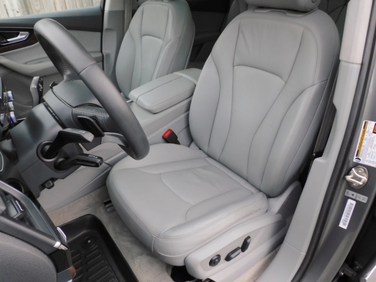 Used 2017 Audi Q7 3.0 TFSI Premium Plus Quattro Used 2017 Audi Q7 3.0 TFSI Premium Plus Quattro for sale at Metro West Motorcars LLC in Shrewsbury MA 14