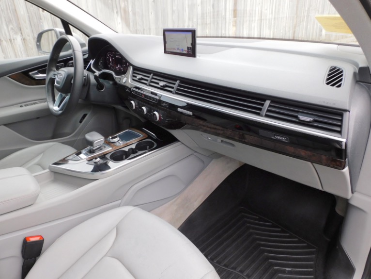 Used 2017 Audi Q7 3.0 TFSI Premium Plus Quattro Used 2017 Audi Q7 3.0 TFSI Premium Plus Quattro for sale at Metro West Motorcars LLC in Shrewsbury MA 22