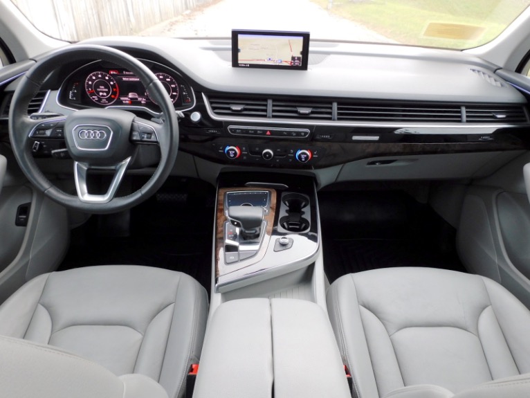 Used 2017 Audi Q7 3.0 TFSI Premium Plus Quattro Used 2017 Audi Q7 3.0 TFSI Premium Plus Quattro for sale at Metro West Motorcars LLC in Shrewsbury MA 9