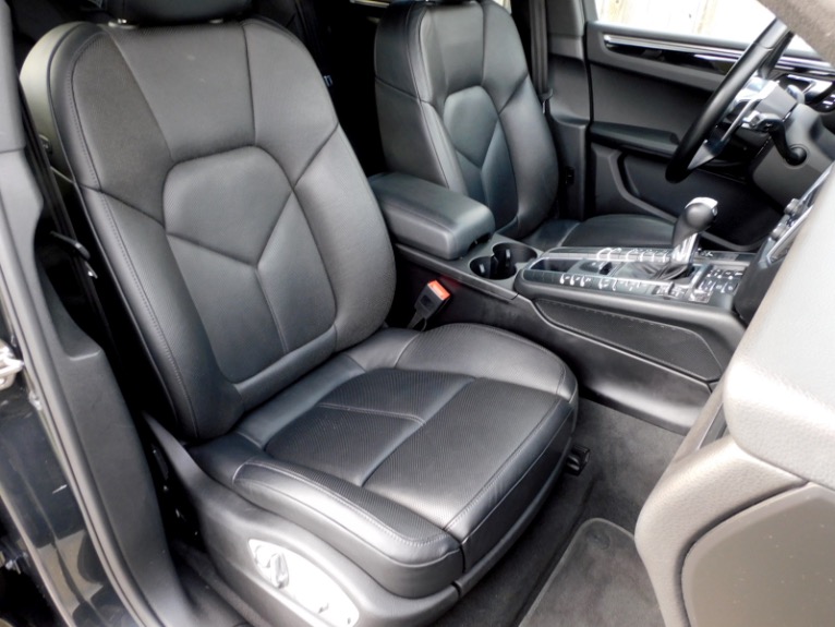Used 2017 Porsche Macan AWD Used 2017 Porsche Macan AWD for sale at Metro West Motorcars LLC in Shrewsbury MA 19