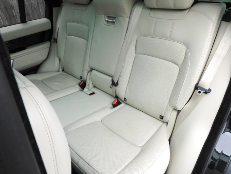 Used 2019 Land Rover Range Rover V6 Supercharged HSE Used 2019 Land Rover Range Rover V6 Supercharged HSE for sale at Metro West Motorcars LLC in Shrewsbury MA 16