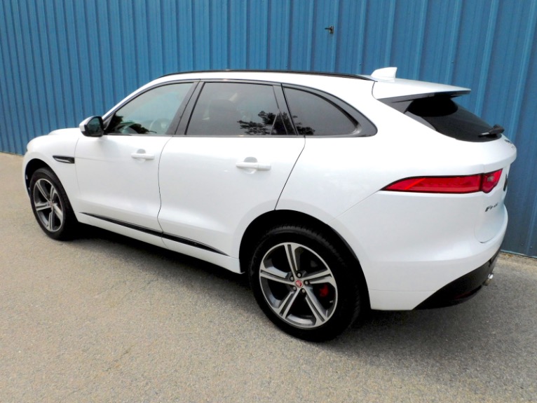 Used 2017 Jaguar F-pace S AWD Used 2017 Jaguar F-pace S AWD for sale  at Metro West Motorcars LLC in Shrewsbury MA 3