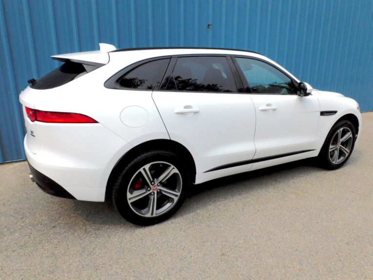 Used 2017 Jaguar F-pace S AWD Used 2017 Jaguar F-pace S AWD for sale  at Metro West Motorcars LLC in Shrewsbury MA 5