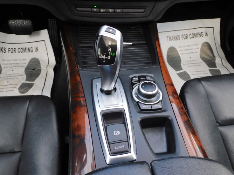 Used 2013 BMW X5 xDrive35i Premium AWD Used 2013 BMW X5 xDrive35i Premium AWD for sale at Metro West Motorcars LLC in Shrewsbury MA 12