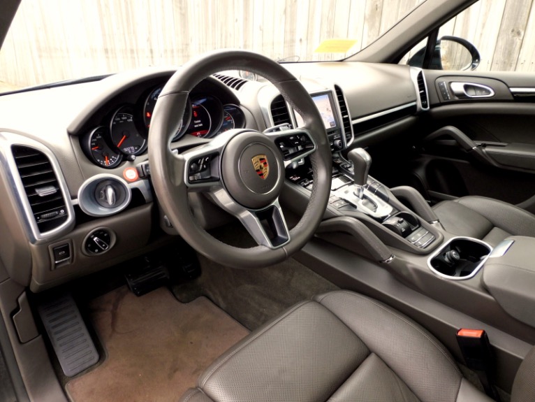Used 2017 Porsche Cayenne Platinum Edition AWD Used 2017 Porsche Cayenne Platinum Edition AWD for sale at Metro West Motorcars LLC in Shrewsbury MA 13