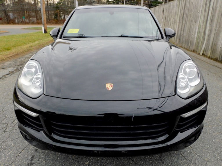 Used 2017 Porsche Cayenne Platinum Edition AWD Used 2017 Porsche Cayenne Platinum Edition AWD for sale at Metro West Motorcars LLC in Shrewsbury MA 8