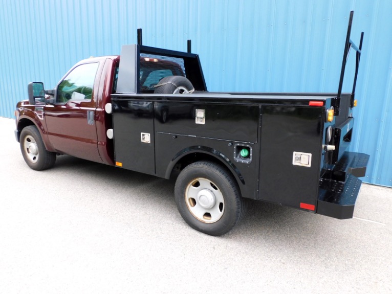 Used 2009 Ford Super Duty F-350 Srw 2WD Reg Cab 137 XL Used 2009 Ford Super Duty F-350 Srw 2WD Reg Cab 137 XL for sale  at Metro West Motorcars LLC in Shrewsbury MA 3