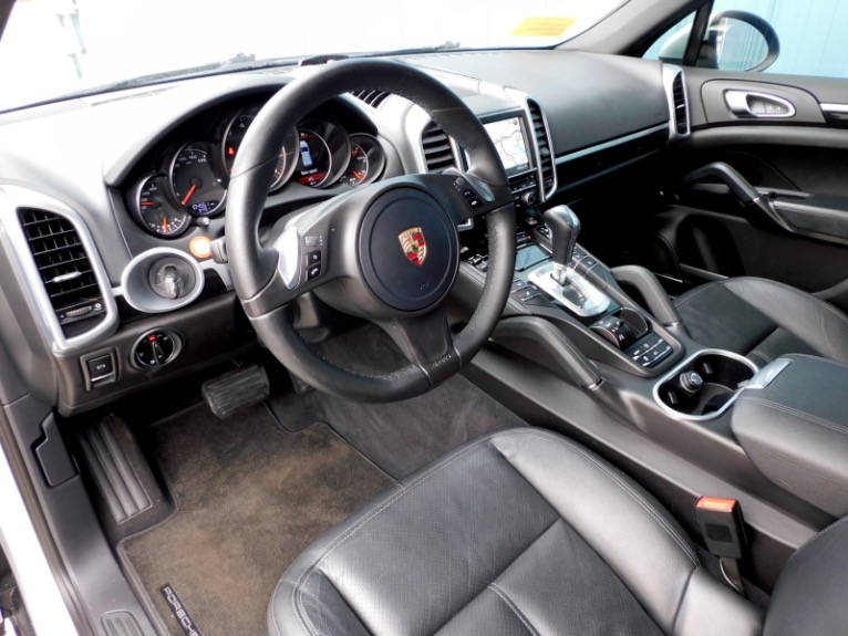 Used 2013 Porsche Cayenne AWD Used 2013 Porsche Cayenne AWD for sale at Metro West Motorcars LLC in Shrewsbury MA 13
