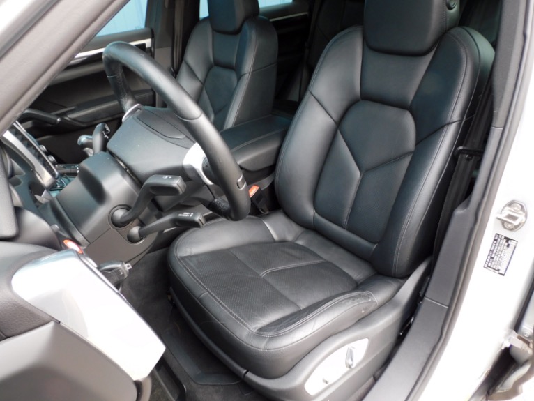 Used 2013 Porsche Cayenne AWD Used 2013 Porsche Cayenne AWD for sale at Metro West Motorcars LLC in Shrewsbury MA 14