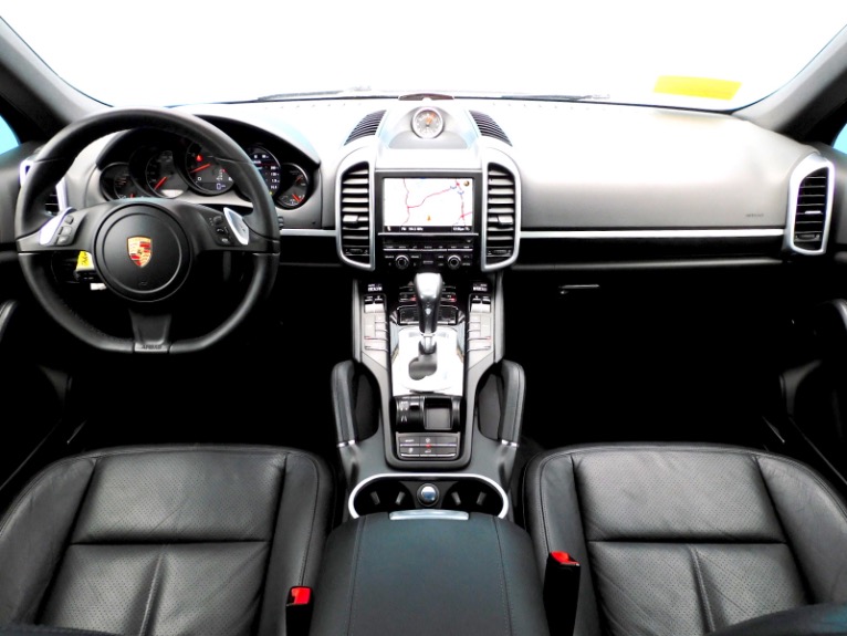 Used 2013 Porsche Cayenne AWD Used 2013 Porsche Cayenne AWD for sale at Metro West Motorcars LLC in Shrewsbury MA 9