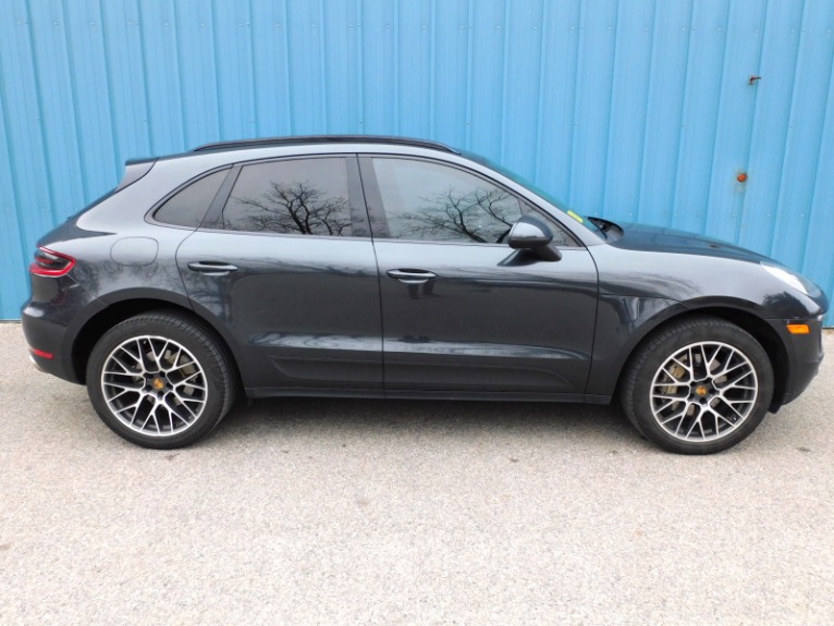 Used 2017 Porsche Macan S AWD Used 2017 Porsche Macan S AWD for sale  at Metro West Motorcars LLC in Shrewsbury MA 6