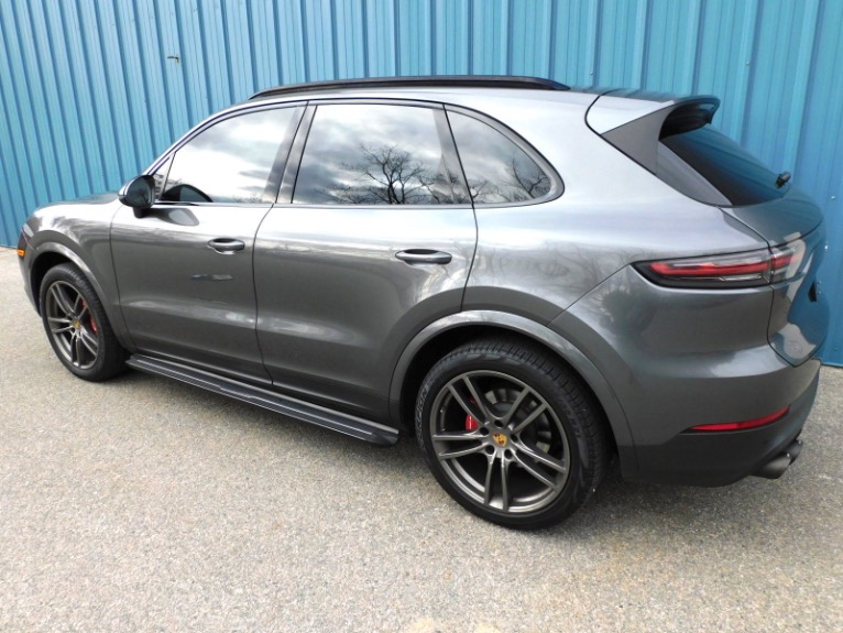 Used 2020 Porsche Cayenne AWD Used 2020 Porsche Cayenne AWD for sale  at Metro West Motorcars LLC in Shrewsbury MA 3