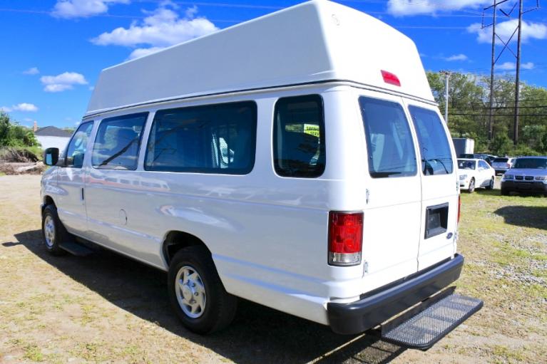 Used 2014 Ford Econoline E-250 Wheelchair Van Used 2014 Ford Econoline E-250 Wheelchair Van for sale  at Metro West Motorcars LLC in Shrewsbury MA 3