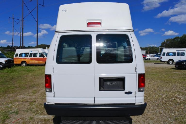 Used 2014 Ford Econoline E-250 Wheelchair Van Used 2014 Ford Econoline E-250 Wheelchair Van for sale at Metro West Motorcars LLC in Shrewsbury MA 4