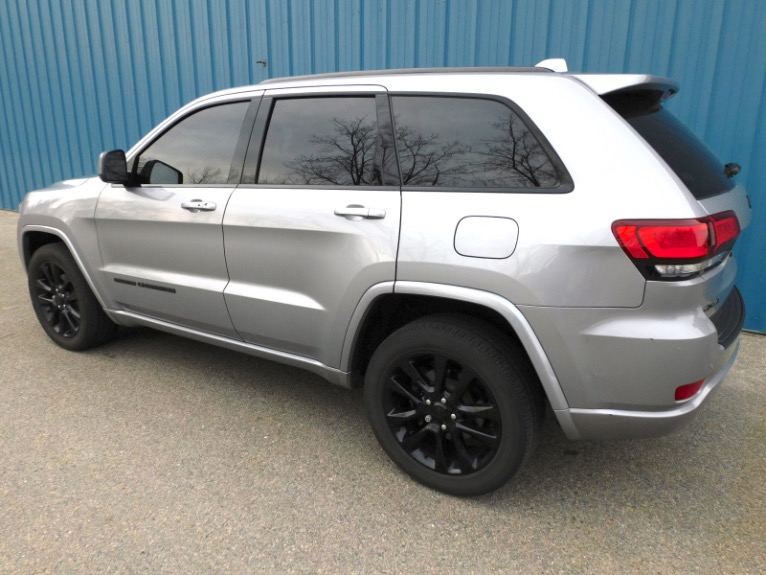 Used 2019 Jeep Grand Cherokee Altitude 4x4 Used 2019 Jeep Grand Cherokee Altitude 4x4 for sale  at Metro West Motorcars LLC in Shrewsbury MA 3