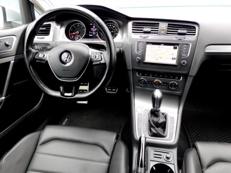 Used 2017 Volkswagen Golf Alltrack 1.8T SEL DSG Used 2017 Volkswagen Golf Alltrack 1.8T SEL DSG for sale at Metro West Motorcars LLC in Shrewsbury MA 10
