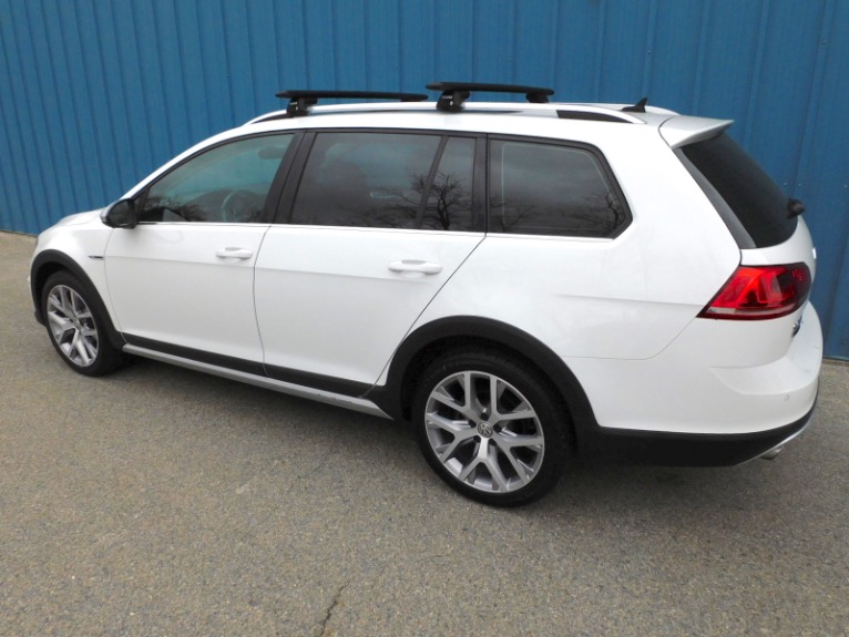 Used 2017 Volkswagen Golf Alltrack 1.8T SEL DSG Used 2017 Volkswagen Golf Alltrack 1.8T SEL DSG for sale at Metro West Motorcars LLC in Shrewsbury MA 3