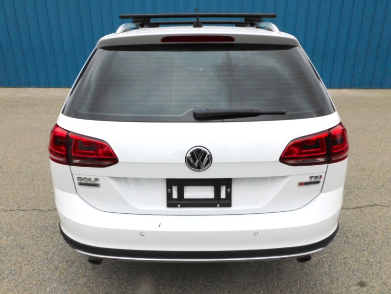 Used 2017 Volkswagen Golf Alltrack 1.8T SEL DSG Used 2017 Volkswagen Golf Alltrack 1.8T SEL DSG for sale at Metro West Motorcars LLC in Shrewsbury MA 4