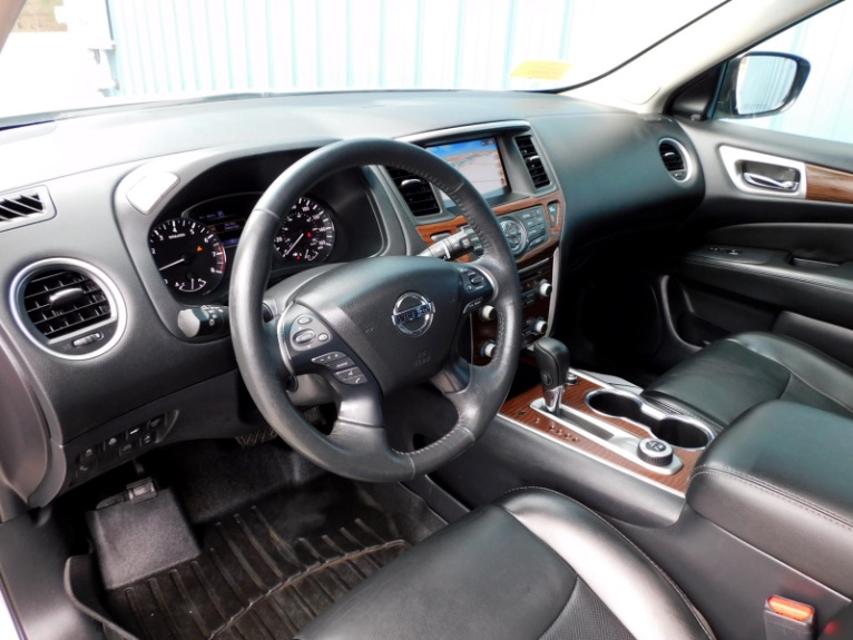 Used 2017 Nissan Pathfinder 4x4 Platinum Used 2017 Nissan Pathfinder 4x4 Platinum for sale at Metro West Motorcars LLC in Shrewsbury MA 13
