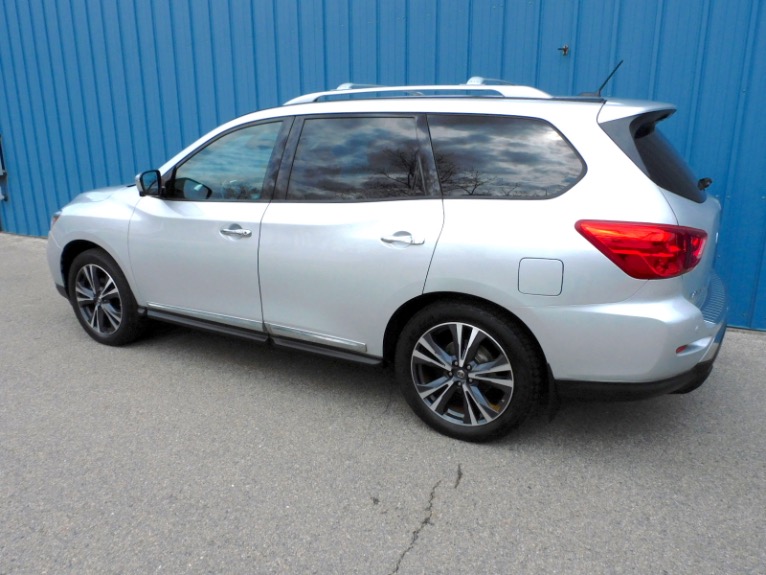 Used 2017 Nissan Pathfinder 4x4 Platinum Used 2017 Nissan Pathfinder 4x4 Platinum for sale at Metro West Motorcars LLC in Shrewsbury MA 3