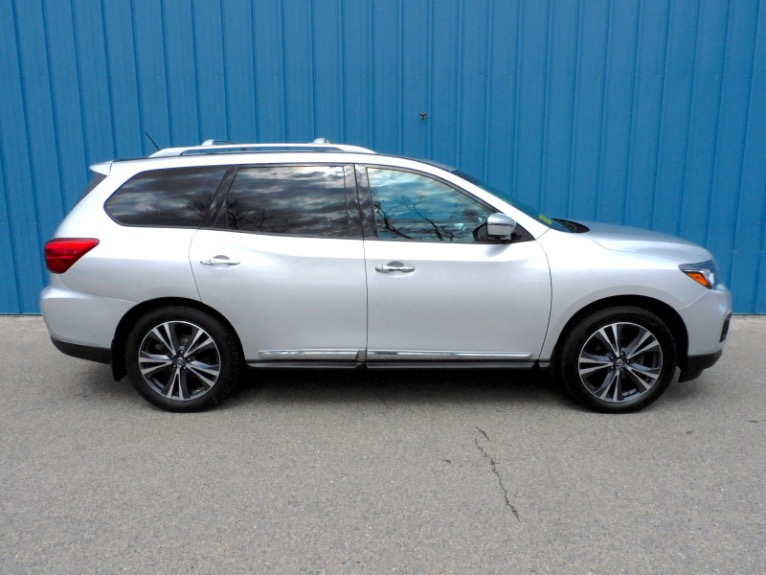 Used 2017 Nissan Pathfinder 4x4 Platinum Used 2017 Nissan Pathfinder 4x4 Platinum for sale at Metro West Motorcars LLC in Shrewsbury MA 6