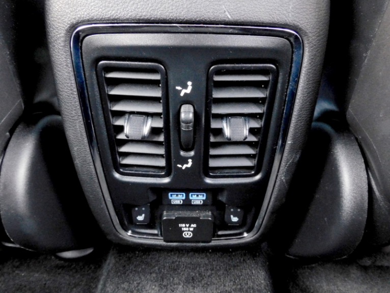 Used 2015 Jeep Grand Cherokee Limited 4WD Used 2015 Jeep Grand Cherokee Limited 4WD for sale at Metro West Motorcars LLC in Shrewsbury MA 21