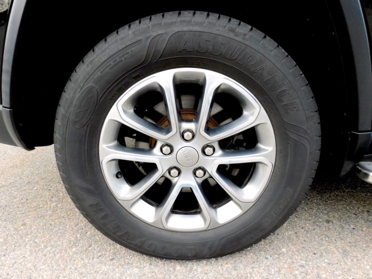 Used 2015 Jeep Grand Cherokee Limited 4WD Used 2015 Jeep Grand Cherokee Limited 4WD for sale at Metro West Motorcars LLC in Shrewsbury MA 24
