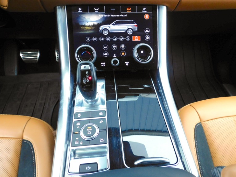 Used 2020 Land Rover Range Rover Sport V8 Supercharged HSE Dynamic Used 2020 Land Rover Range Rover Sport V8 Supercharged HSE Dynamic for sale at Metro West Motorcars LLC in Shrewsbury MA 12