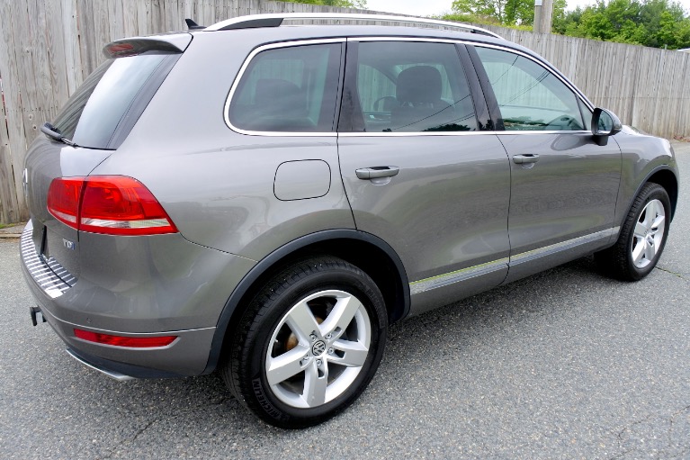 Used 2011 Volkswagen Touareg TDI Lux Used 2011 Volkswagen Touareg TDI Lux for sale  at Metro West Motorcars LLC in Shrewsbury MA 5